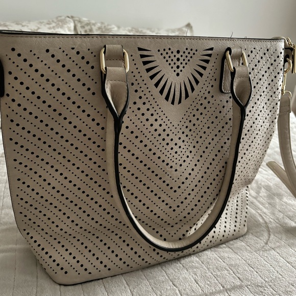 Jeane & Jax Shoulder/Crossbody Purse - Picture 2 of 6